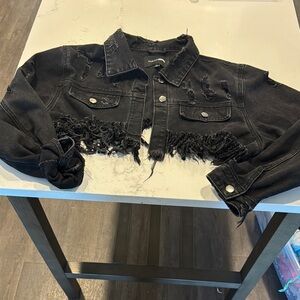 Black Distressed Cropped Denim Jacket